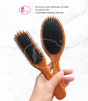 Plastic Wire Pin with Wooden Handle Brush